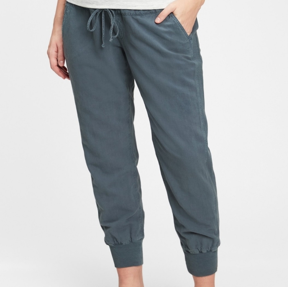 Gap: Maternity Full Panel Ribbed Joggers, S, Blue